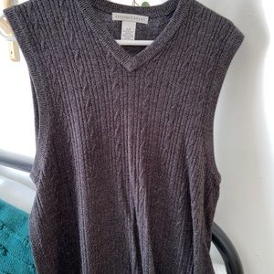 Sweater vest